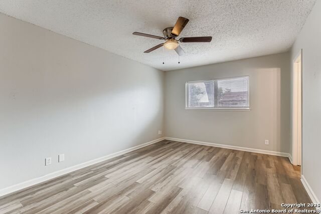 Image 15 of 28 For 714 Dana