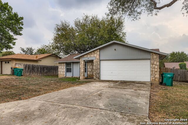 Image 3 of 28 For 714 Dana