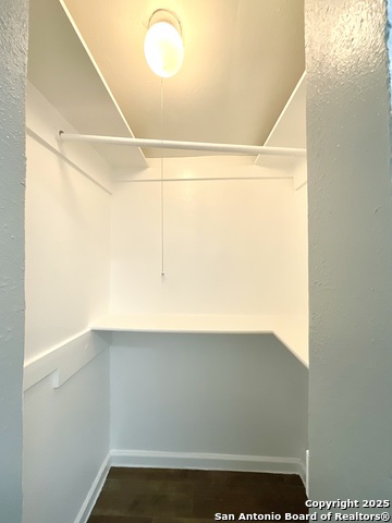 Image 19 of 21 For 602 Lovett Ave 2