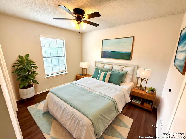 Image 13 of 24 For 4545 Hoeneke St 303