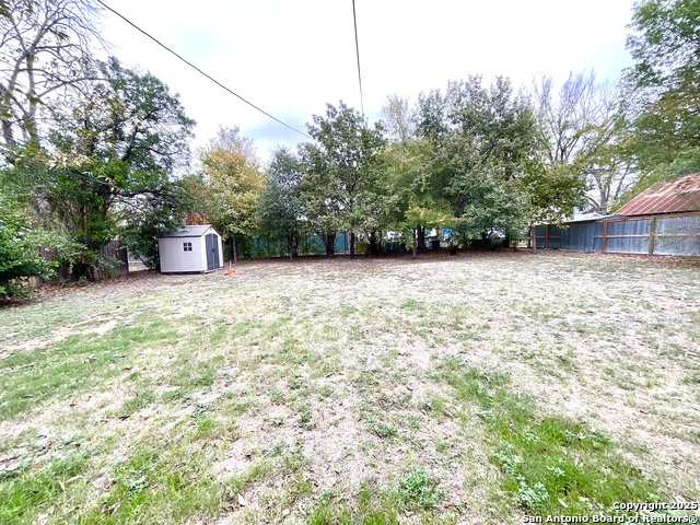 Image 37 of 40 For 1743 Summit Ave W 1