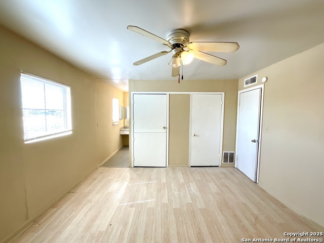 Image 11 of 23 For 7042 Glen Mist