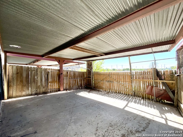 Image 23 of 23 For 7042 Glen Mist