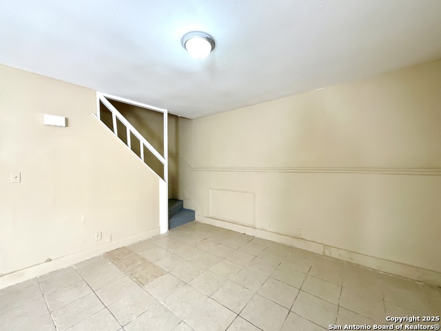 Image 6 of 23 For 7042 Glen Mist