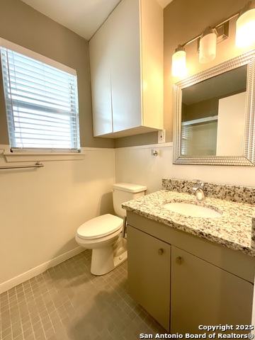 Image 15 of 25 For 103 Silver Sands W 103