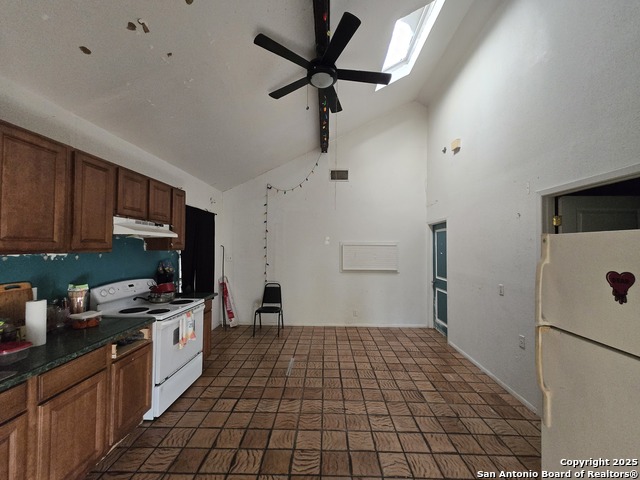 Image 13 of 21 For 1806 Santa Anna St