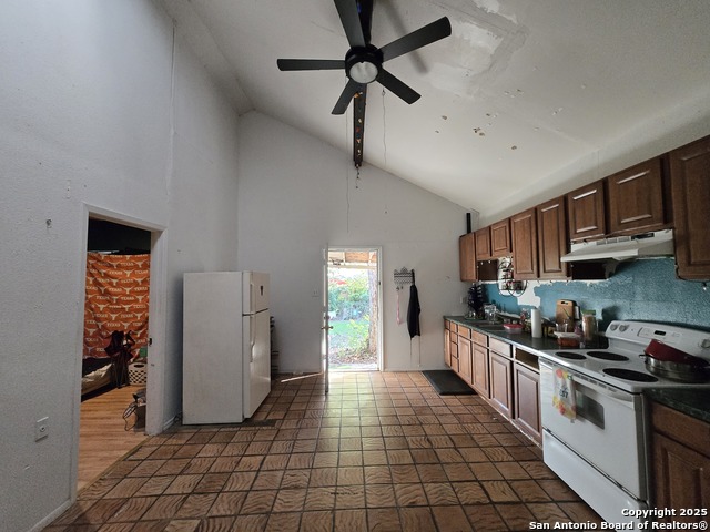 Image 16 of 21 For 1806 Santa Anna St