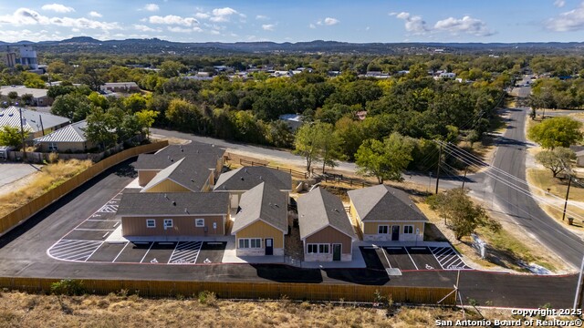 Image 16 of 30 For 705 Fifth  B