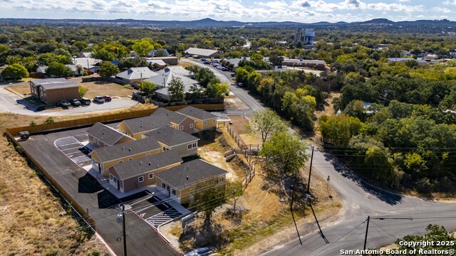 Image 19 of 30 For 705 Fifth  B