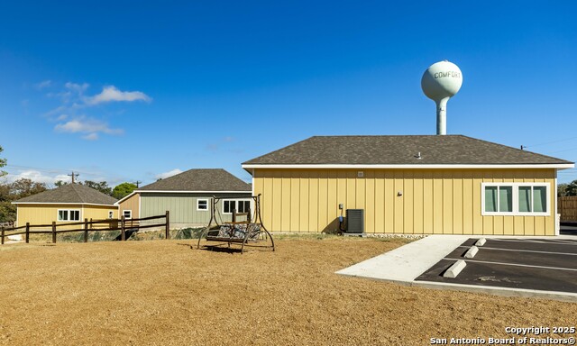 Image 5 of 30 For 705 Fifth  B