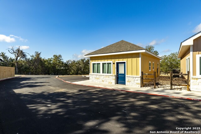 Image 6 of 30 For 705 Fifth  B