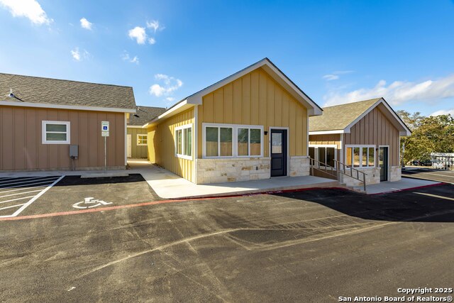 Image 7 of 30 For 705 Fifth  B