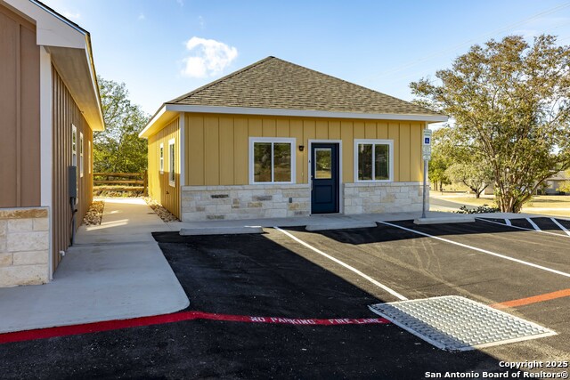 Image 8 of 30 For 705 Fifth  B