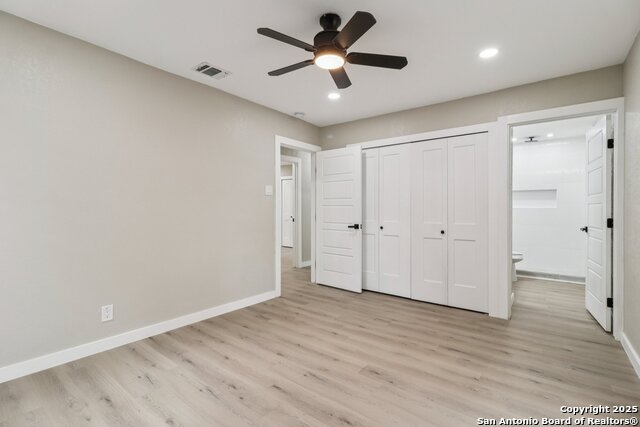 Image 25 of 38 For 318 Trafalgar