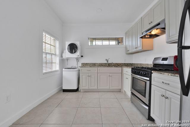 Image 8 of 11 For 618 Atlanta St 1