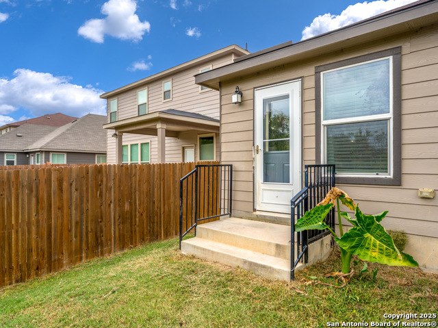 Image 20 of 24 For 11134 Charismatic