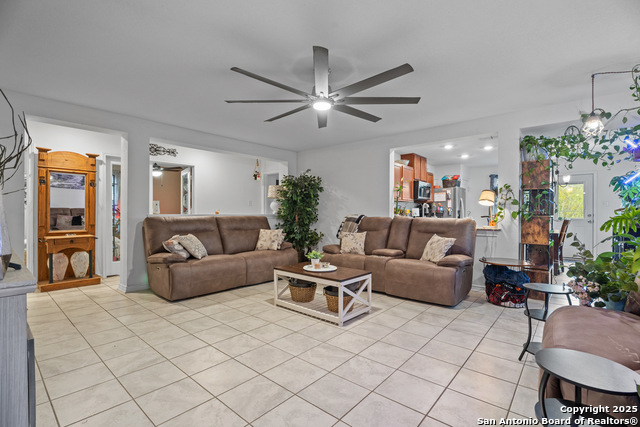 Image 6 of 24 For 11134 Charismatic