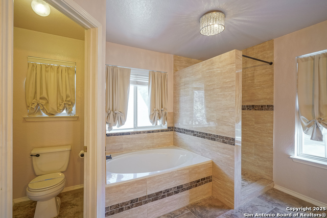 Listing photo id 26 for 21111 Encino Ash