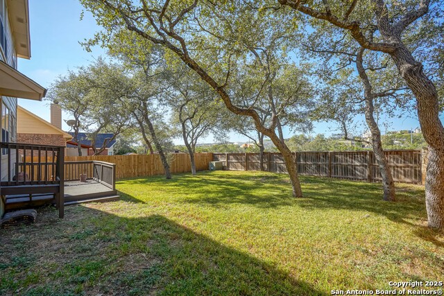 Listing photo id 37 for 21111 Encino Ash