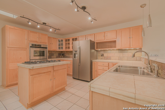 Image 16 of 47 For 12605 Moss Hollow