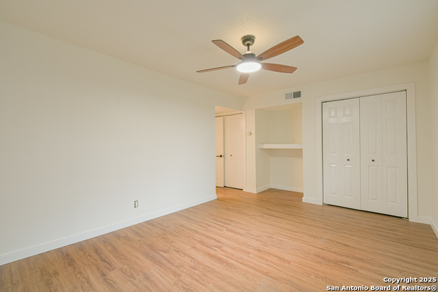 Image 23 of 47 For 12605 Moss Hollow