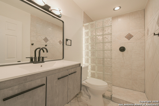 Image 30 of 47 For 12605 Moss Hollow