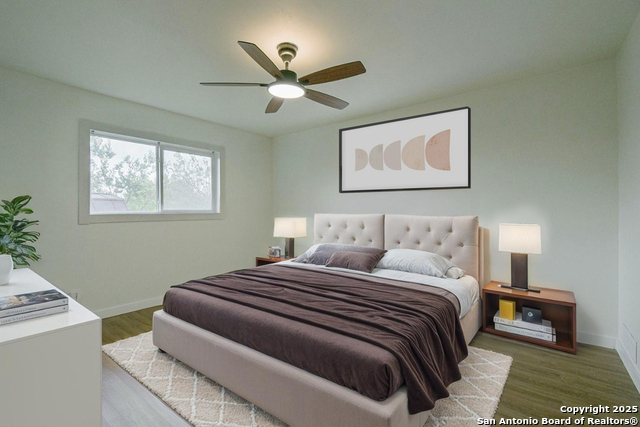 Image 5 of 47 For 12605 Moss Hollow