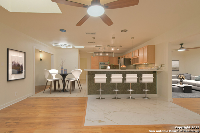 Image 6 of 47 For 12605 Moss Hollow