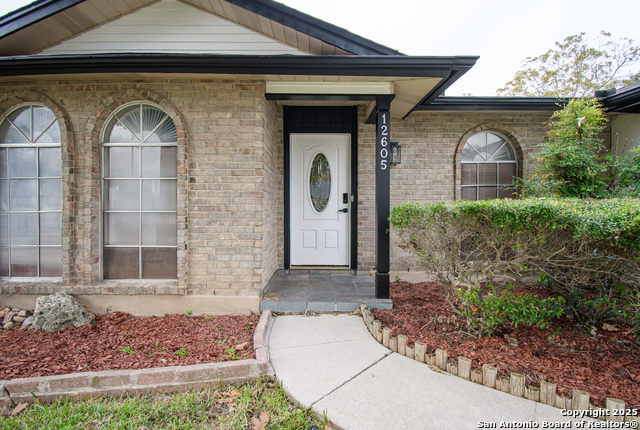 Image 8 of 47 For 12605 Moss Hollow