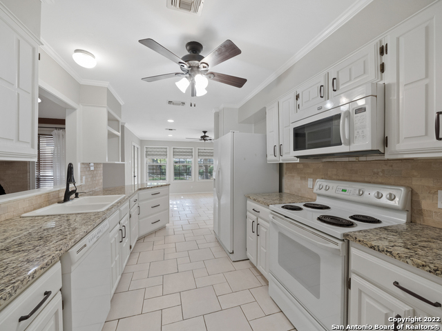 Image 14 of 41 For 2418 Rockaway Ln