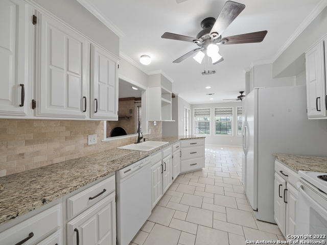 Image 15 of 41 For 2418 Rockaway Ln