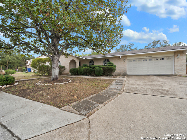 Image 2 of 41 For 2418 Rockaway Ln