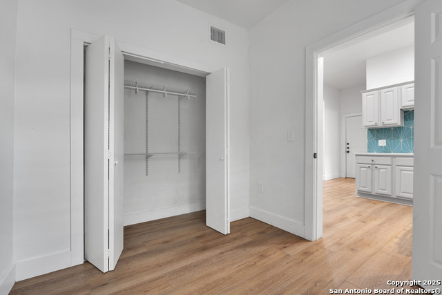 Image 11 of 14 For 618 Atlanta St  2