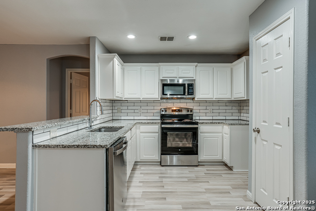 Image 13 of 32 For 5719 Hickory Cyn