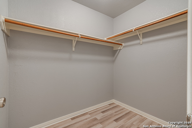 Image 23 of 32 For 5719 Hickory Cyn