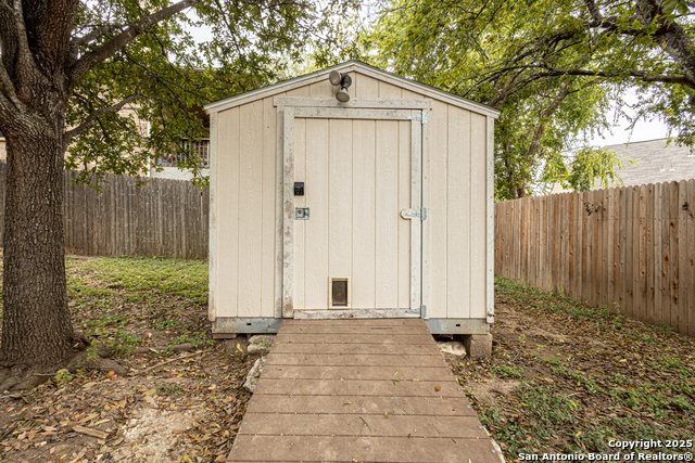 Image 29 of 33 For 217 American Flag
