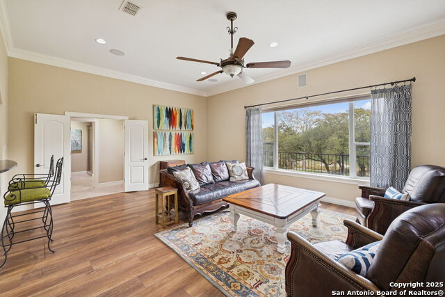 Image 18 of 43 For 110 Wampum Way