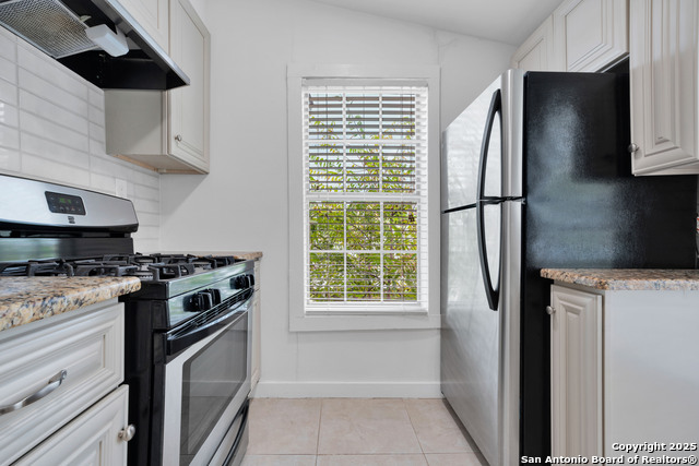 Image 9 of 14 For 618 Atlanta St  4