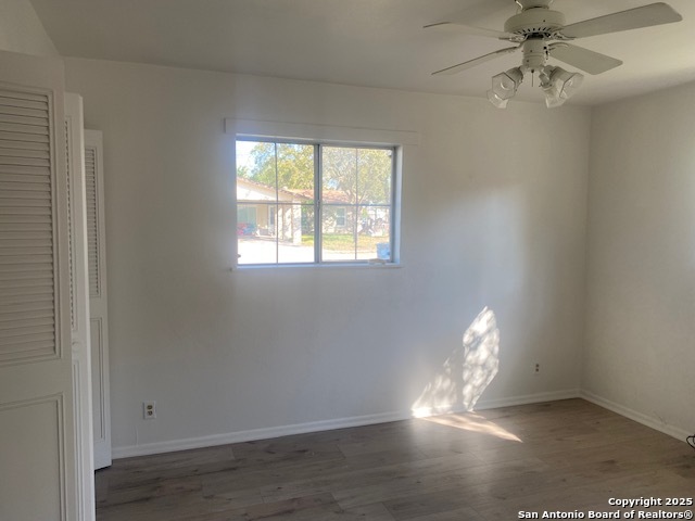 Image 6 of 18 For 5406 Sir Robert