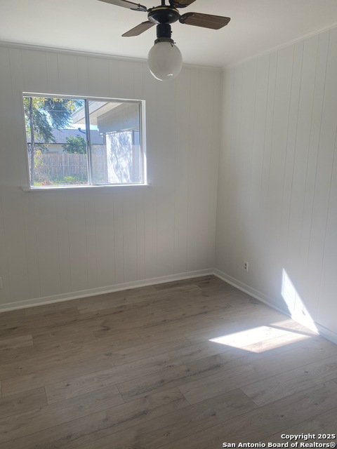 Image 7 of 18 For 5406 Sir Robert