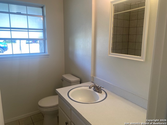 Image 8 of 18 For 5406 Sir Robert