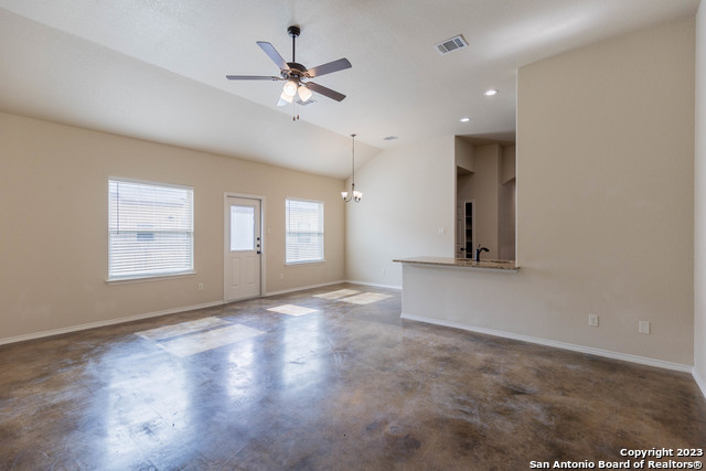 Image 4 of 28 For 218 Ragsdale