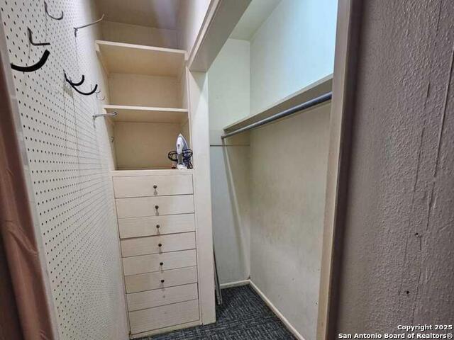 Image 20 of 23 For 2830 Old Moss Rd