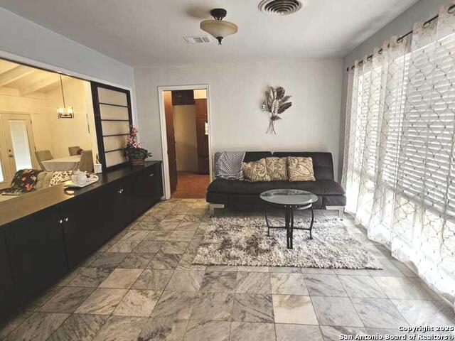 Image 4 of 23 For 2830 Old Moss Rd