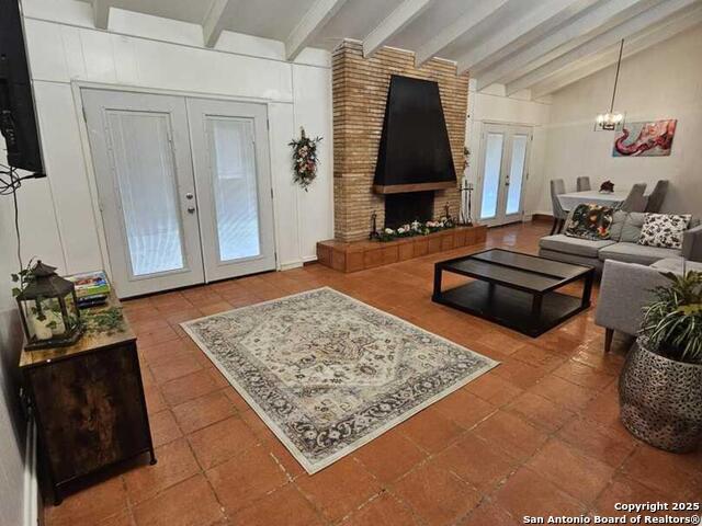 Image 5 of 23 For 2830 Old Moss Rd