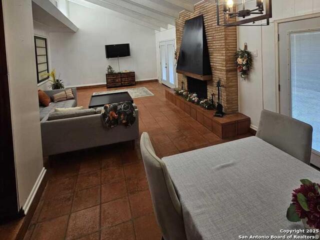 Image 7 of 23 For 2830 Old Moss Rd