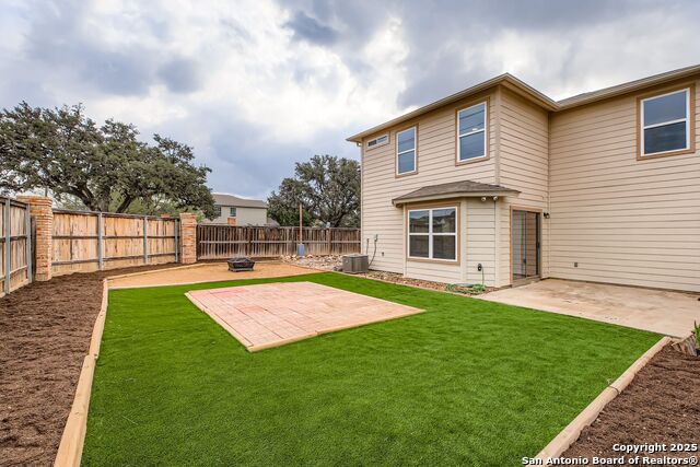 Image 15 of 20 For 203 Adelaide Oaks