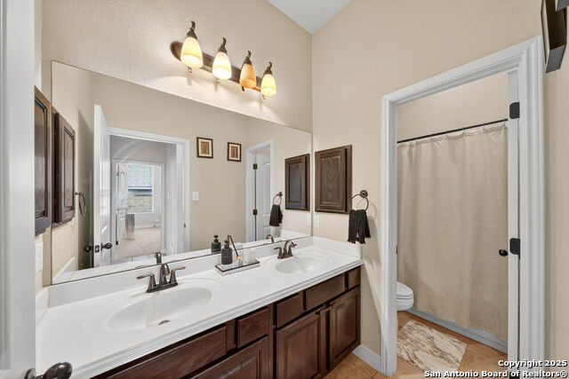 Image 26 of 40 For 7807 Hermosa Hill