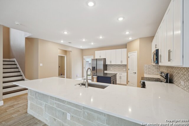 Image 13 of 43 For 167 Hopi  