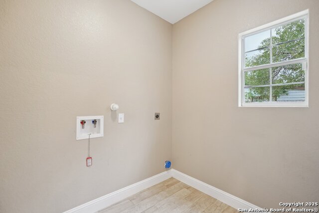 Image 22 of 43 For 167 Hopi  